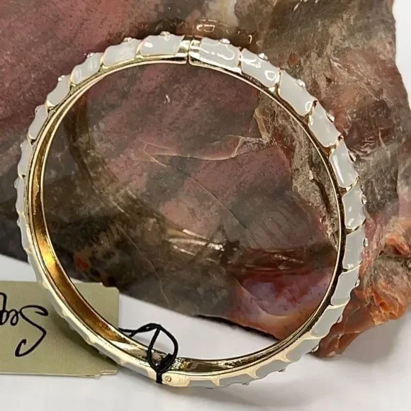 White Enamel Geometric Pattern Accented with Clear Crystals in Gold Hinged NWT - Picture 5 of 7